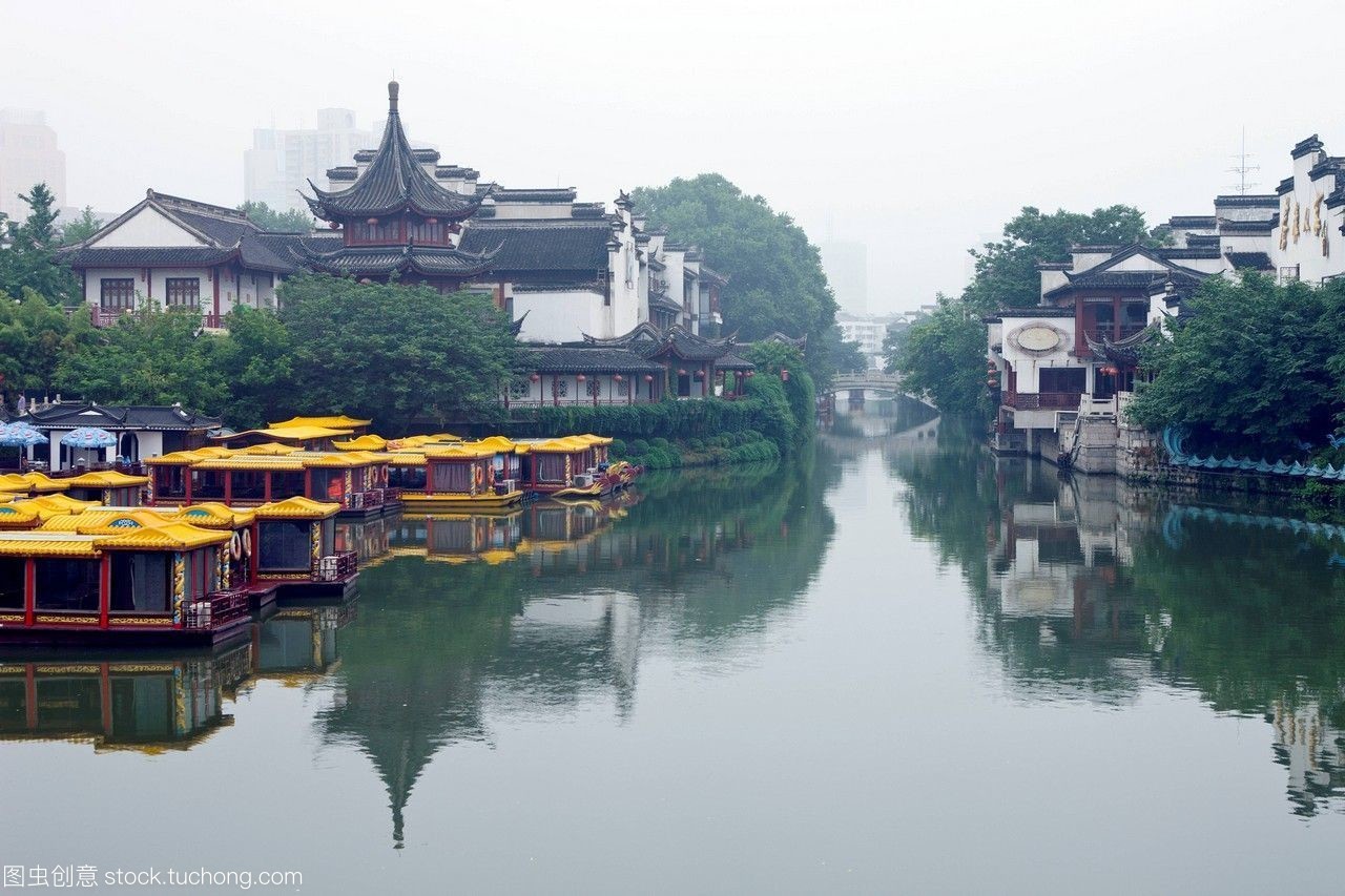 秦淮河,位于中國江蘇省南京市夫子廟前